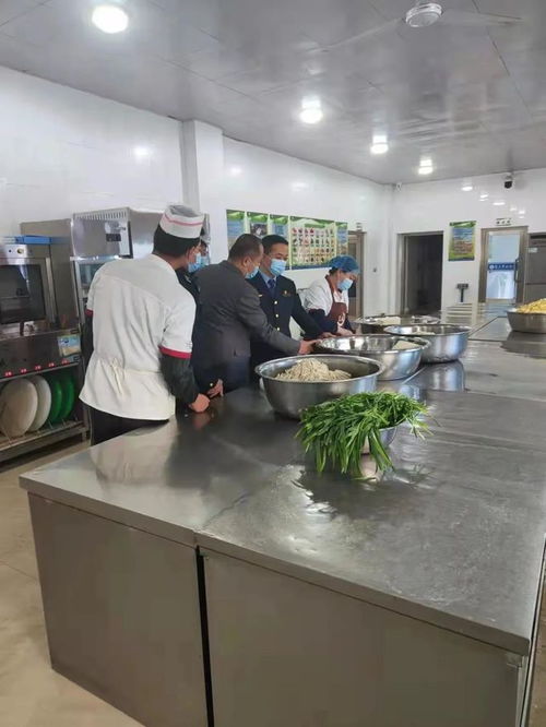 準旗市場監督管理局多措并舉開展清明節期間餐飲服務食品安全專項檢查