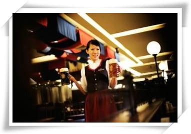 餐飲服務 內涵、原則與現代化管理